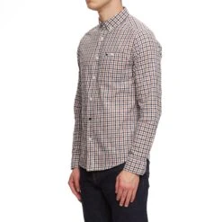 Weekend Offender Check Shirt Woody Check -Clothing Shop AW20 SHAW20 02 WOODY CHECK WOODY CHECK MODEL ANGLE
