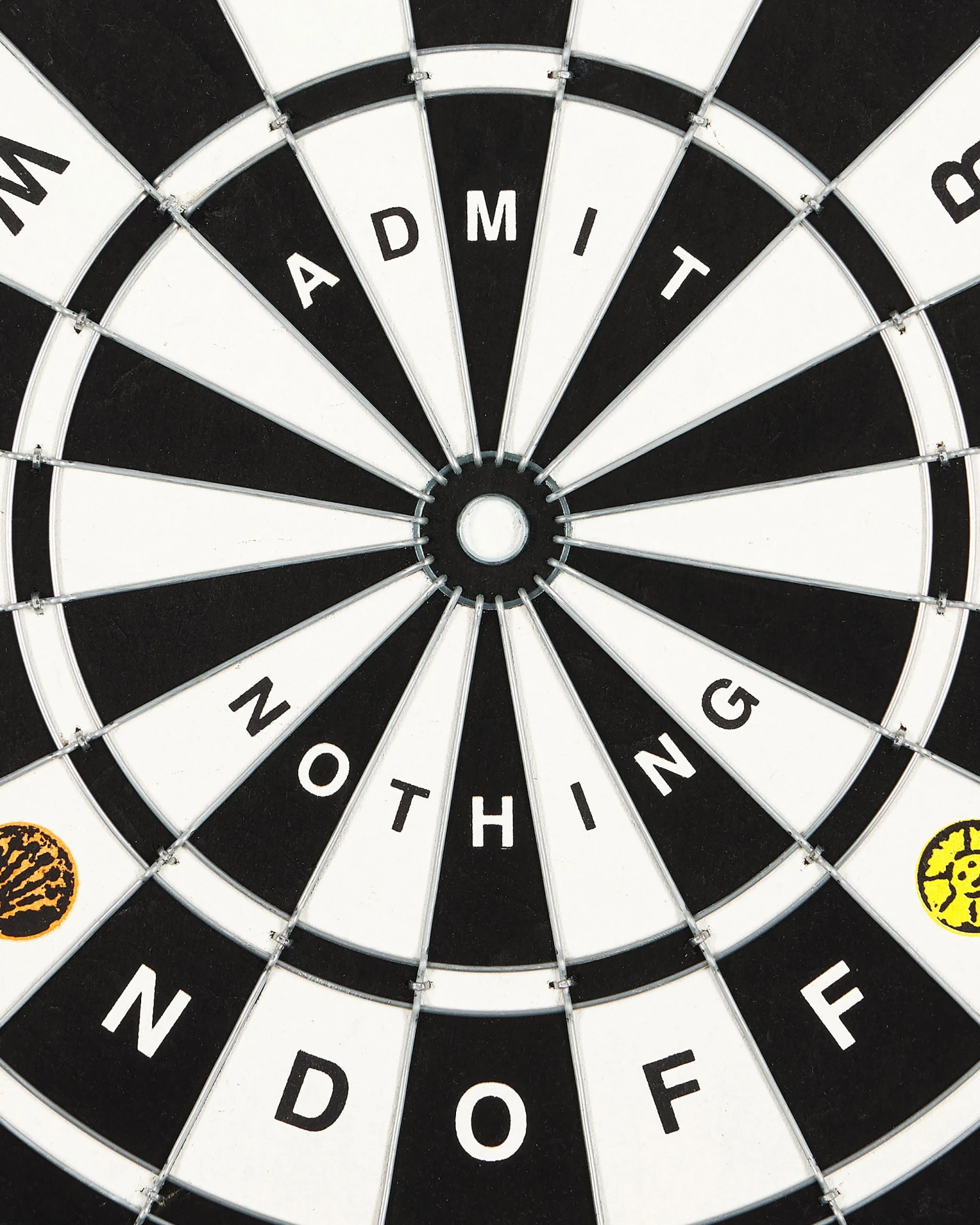 Weekend Offender Dartboard Black 5 Weekend Offender Dartboard Black - Image 5