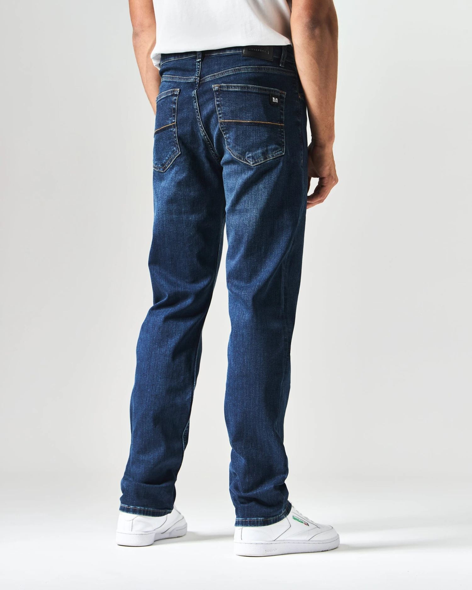 Weekend Offender 444 Easy Dark Vintage Denim Jeans 4 Weekend Offender 444 Easy Dark Vintage Denim Jeans - Image 4