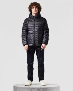 Weekend Offender Browne Packable Jacket Black -Clothing Shop JKAW2304 BROWNE BLACK 1446 MODEL