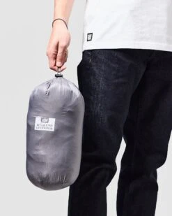 Weekend Offender Browne Packable Jacket Light Grey -Clothing Shop JKAW2304 BROWNE LIGHT GREY 1432 MODEL