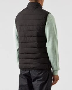 Weekend Offender Gacha Padded Gilet Black -Clothing Shop JKAW2306 GACHA BLACK 0679 MODEL