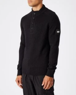 Weekend Offender Castillos Knitted Quarter Neck Sweatshirt Black -Clothing Shop KWAW22 05 CASTILLOS BLACK 0171 MODEL