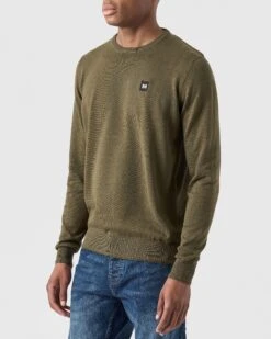 Weekend Offender Solace Knitted Sweater Dark Green -Clothing Shop KWAW2310 SOLACE DARK GREEN 0072 MODEL