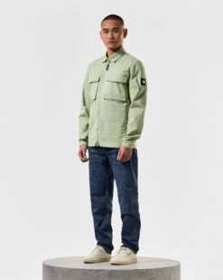 Weekend Offender Formella Over-Shirt Pale Moss Green -Clothing Shop OSSS2402 FORMELLA PALE MOSS 4062 MODEL