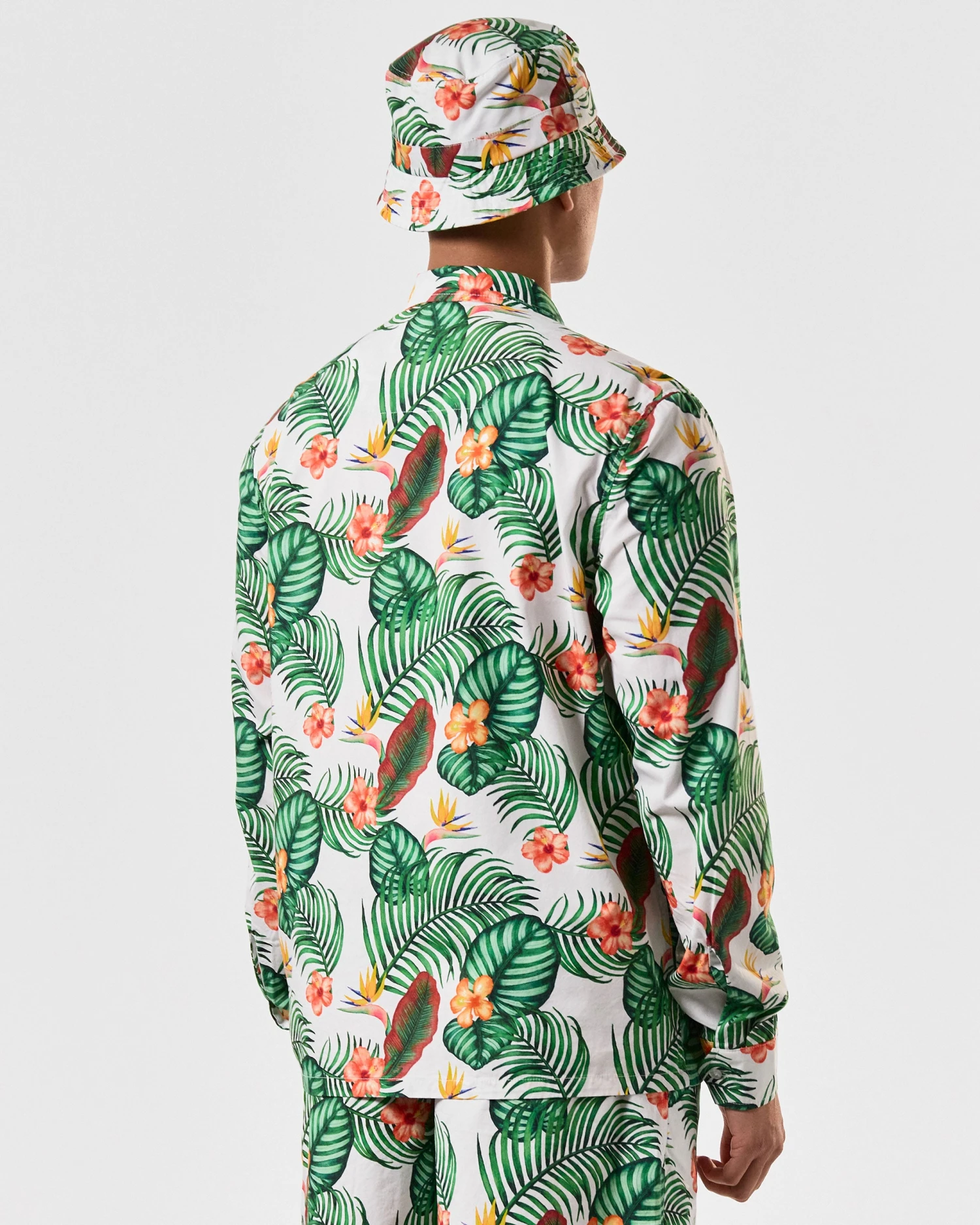 Weekend Offender White Lotus Over-Shirt White Lotus Print 4 Weekend Offender White Lotus Over-Shirt White Lotus Print - Image 4