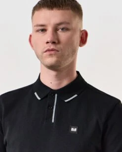Weekend Offender Rivas Polo Shirt Black/Smokey Grey 11 Weekend Offender Rivas Polo Shirt Black/Smokey Grey -Clothing Shop POSS2411 RIVAS BLACK 6018 MODEL