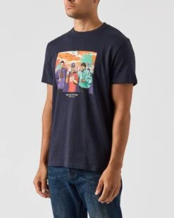 Weekend Offender Ronnie Graphic T-Shirt Navy -Clothing Shop PTAW2302 RONNIE NAVY 0342 MODEL