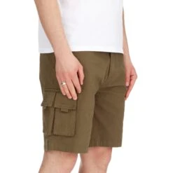 Weekend Offender Mascia Cargo Shorts Conifer 12 Weekend Offender Mascia Cargo Shorts Conifer -Clothing Shop SS21 STSS21 02 MASCIA CONIFER MODEL ANGLE 2