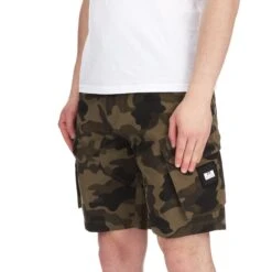 Weekend Offender New Jersey Cargo Shorts Camou 12 Weekend Offender New Jersey Cargo Shorts Camou -Clothing Shop SS21 STSS21 14 NEW JERSEY CAMOU MODEL ANGLE