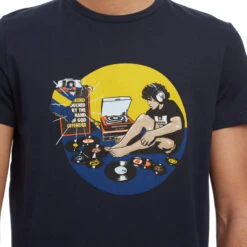 Weekend Offender Hand Of God Graphic T-Shirt Navy -Clothing Shop SS22 PTSS22 04 HAND OF GOD NAVY DETAIL 1