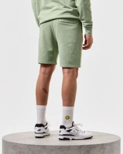 Weekend Offender Hawkins Jogger Shorts Pale Moss Green -Clothing Shop STSS2401 HAWKINS PALE MOSS 5389 MODEL