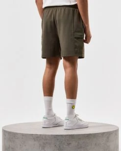 Weekend Offender Caleta Shorts Castle Green -Clothing Shop STSS2422 CALETA CASTLE GREEN 4240 MODEL