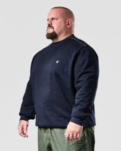 Weekend Offender Vega Sweatshirt Navy/House Check - Plus Size -Clothing Shop SWAW2302 VEGA NAVY 1105 MODEL