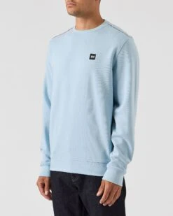 Weekend Offender Vega Sweatshirt Winter Sky/Blue House Check -Clothing Shop SWAW2312 VEGA WINTER SKY BLUE CHECK 0136 MODEL