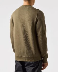 Weekend Offender Adiel Mesh Pocket Sweatshirt Dark Green -Clothing Shop SWAW2316 ADIEL DARK GREEN 0688 MODEL
