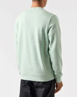 Weekend Offender Adiel Mesh Pocket Sweatshirt Mint Tea Green 11 Weekend Offender Adiel Mesh Pocket Sweatshirt Mint Tea Green -Clothing Shop SWAW2316 ADIEL MINT TEA 0674 MODEL
