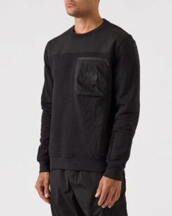 Weekend Offender Avery Sweatshirt Black -Clothing Shop SWAW2317 AVERY BLACK 0282 MODEL