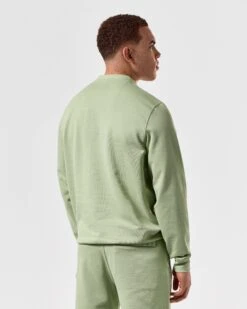 Weekend Offender Ferrer Sweatshirt Pale Moss Green -Clothing Shop SWSS2402 FERRER PALE MOSS 5402 MODEL