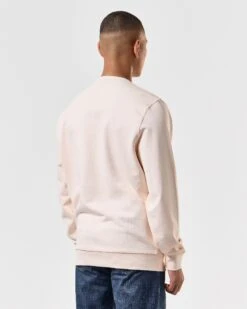 Weekend Offender Vega Sweatshirt Alabaster -Clothing Shop SWSS2404 VEGA ALABASTER 4547 MODEL