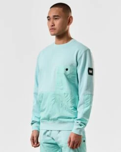 Weekend Offender Sirenko Pocket Sweatshirt Celeste Green -Clothing Shop SWSS2410 SIRENKO CELESTE 4176 MODEL