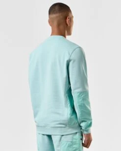 Weekend Offender Sirenko Pocket Sweatshirt Celeste Green -Clothing Shop SWSS2410 SIRENKO CELESTE 4178 MODEL