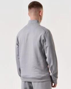 Weekend Offender Kraviz Quarter Zip Sweatshirt Smokey Grey 10 Weekend Offender Kraviz Quarter Zip Sweatshirt Smokey Grey -Clothing Shop SWSS2411 KRAVIZ SMOKEY 6005 MODEL