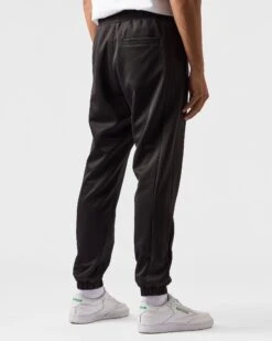 Weekend Offender Rampa Tricot Cuffed Pants Black -Clothing Shop TBAW2301 RAMPA BLACK 0245 MODEL