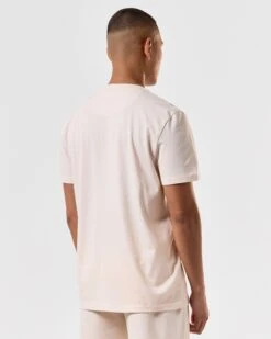 Weekend Offender Dygas T-Shirt Alabaster 9 Weekend Offender Dygas T-Shirt Alabaster -Clothing Shop TSS2406 DYGAS ALABASTER 4521 MODEL