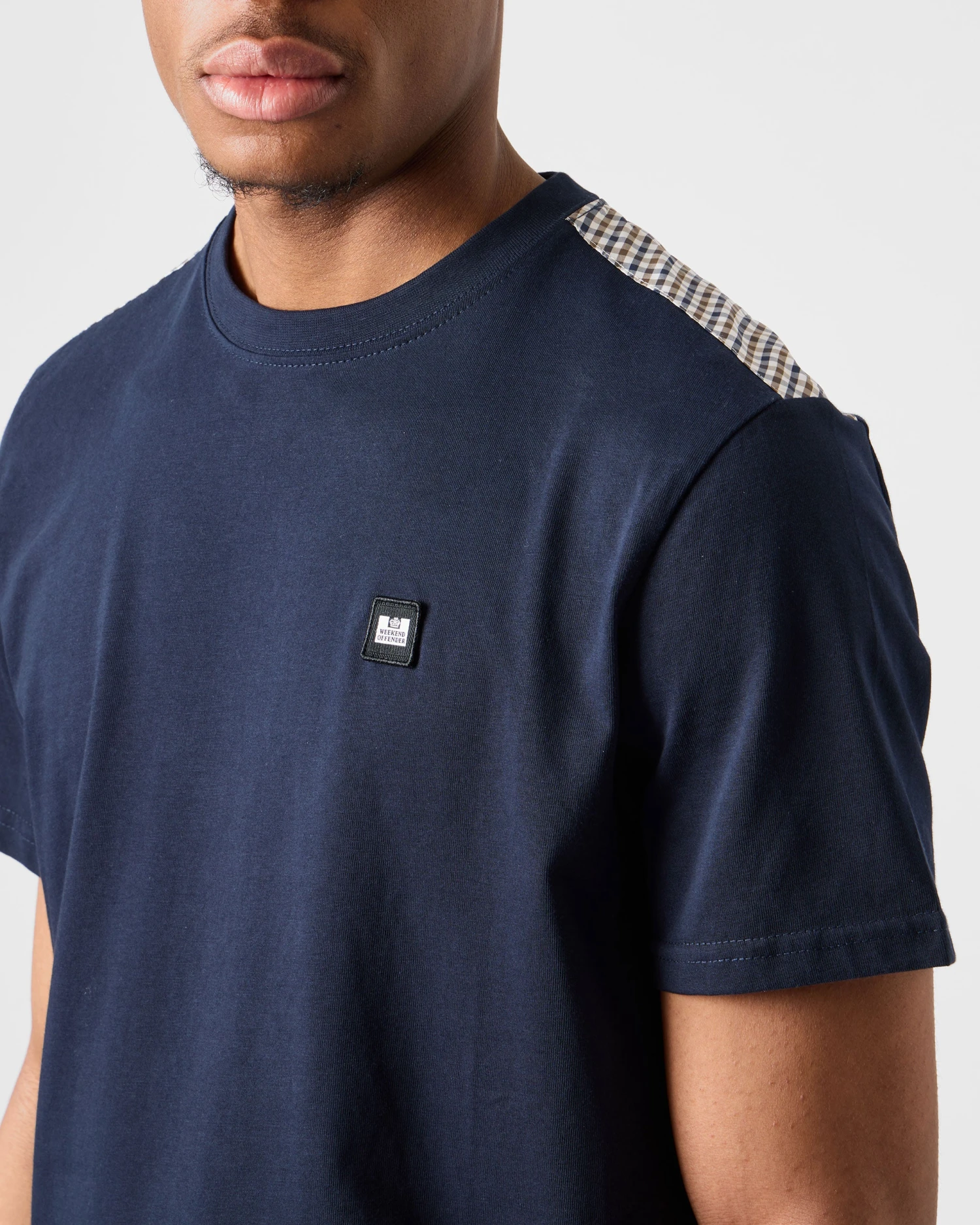 Weekend Offender Diaz T-Shirt SS23 Navy/House Check 5 Weekend Offender Diaz T-Shirt SS23 Navy/House Check - Image 5