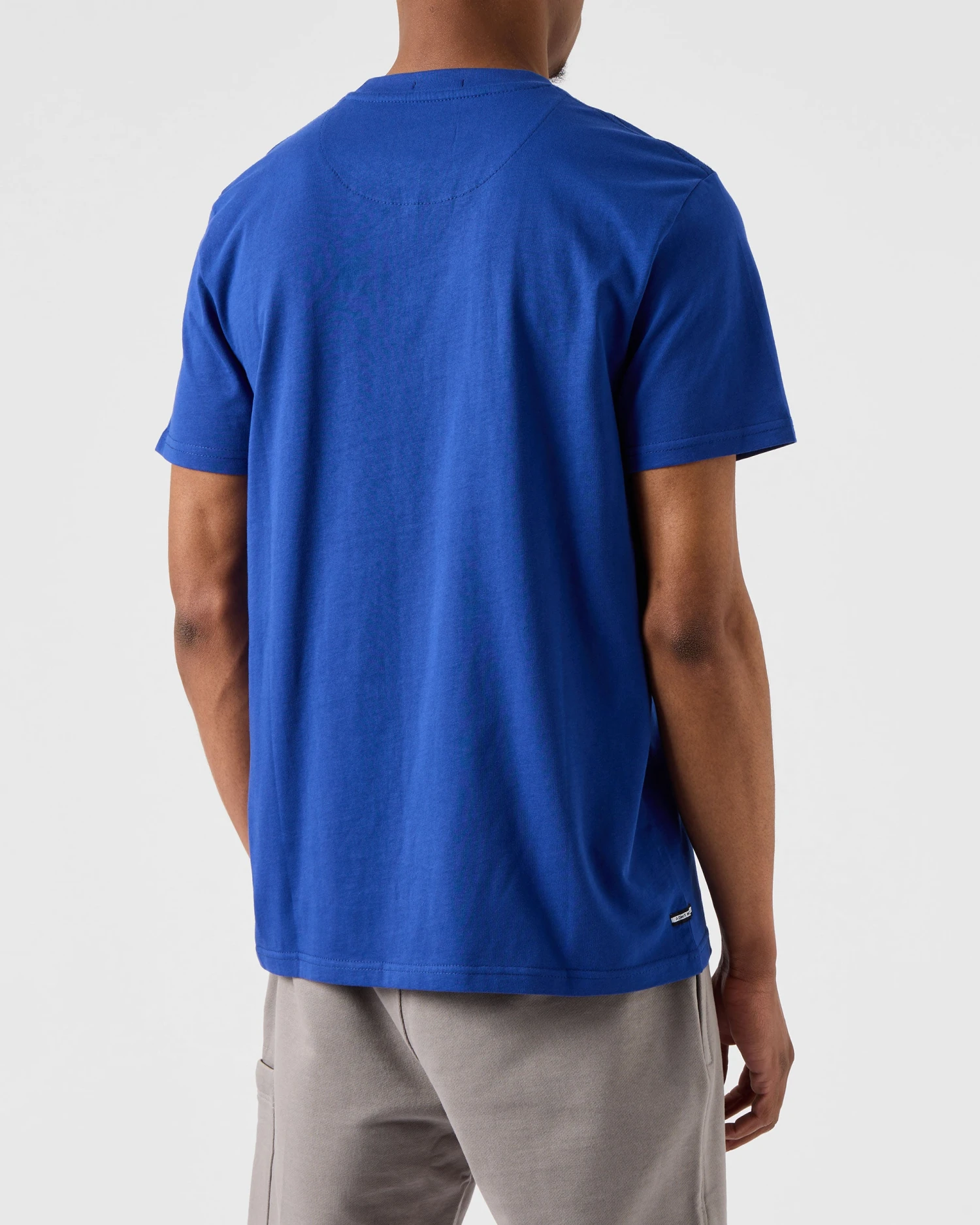 Weekend Offender Millergrove T-Shirt Electric 4 Weekend Offender Millergrove T-Shirt Electric - Image 4