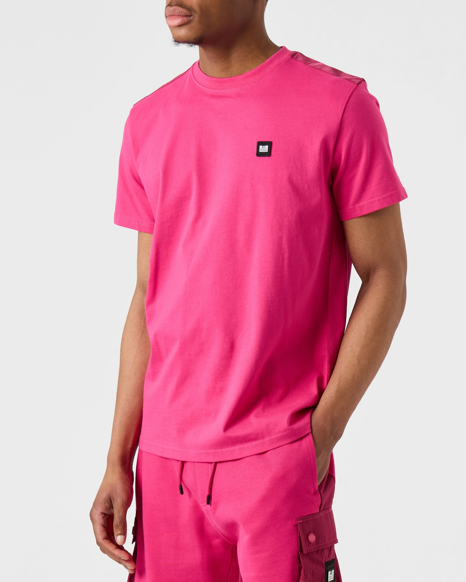Weekend Offender Garcia T-Shirt Magenta 3 Weekend Offender Garcia T-Shirt Magenta - Image 3