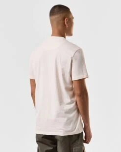 Weekend Offender Cannon Beach T-Shirt Alabaster -Clothing Shop TSSS2401 CANNON BEACH ALABASTER 3984 MODEL 11fe233d d001 4a3e a861 82ec4617b6fc