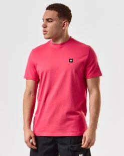 Weekend Offender Cannon Beach T-Shirt Anthurium Pink -Clothing Shop TSSS2401 CANNON BEACH ANTHURIUM 5252 MODEL