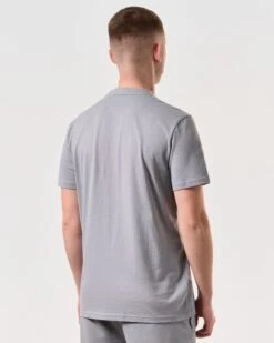 Weekend Offender Cannon Beach T-Shirt Smokey Grey -Clothing Shop TSSS2401 CANNON BEACH SMOKEY 5994 MODEL