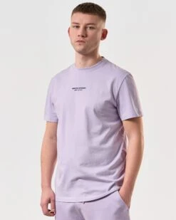 Weekend Offender Millergrove T-Shirt Periwinkle/Bright Navy -Clothing Shop TSSS2402 MILLERGROVE PERIWINKLE 6034 MODEL