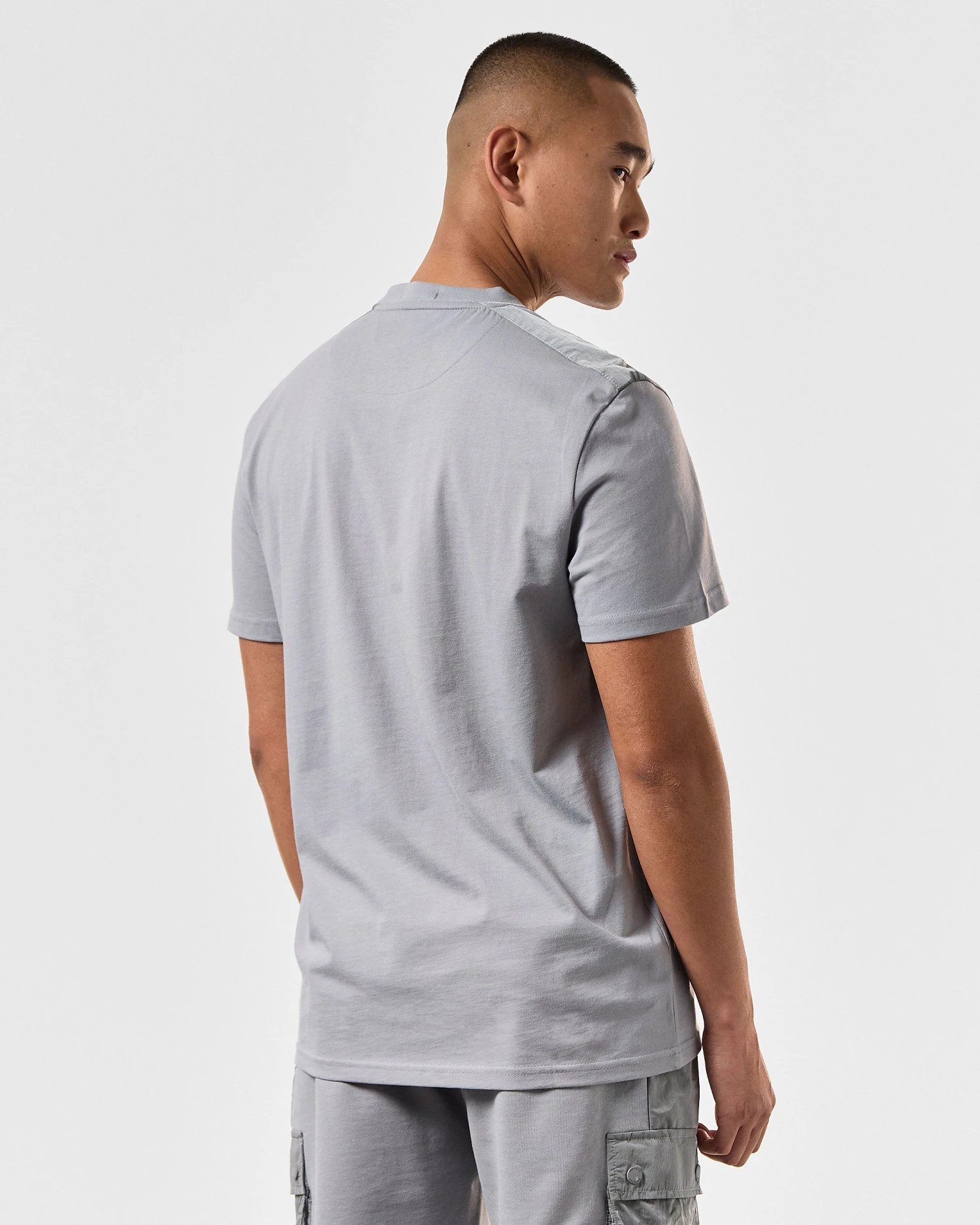 Weekend Offender Garcia T-Shirt Smokey Grey 4 Weekend Offender Garcia T-Shirt Smokey Grey - Image 4