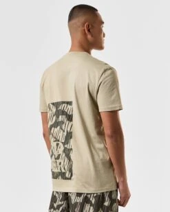 Weekend Offender Noosa T-Shirt Castle Green Rain Camo -Clothing Shop TSSS2410 NOOSA RAIN CAMO 4200 MODEL