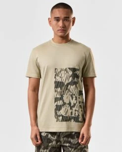 Weekend Offender Noosa T-Shirt Castle Green Rain Camo -Clothing Shop TSSS2410 NOOSA RAIN CAMO 4202 MODEL