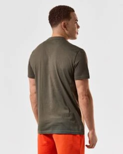 Weekend Offender Murvica T-Shirt Castle Green 9 Weekend Offender Murvica T-Shirt Castle Green -Clothing Shop TSSS2412 MURVICA CASTLE GREEN 4806 MODEL