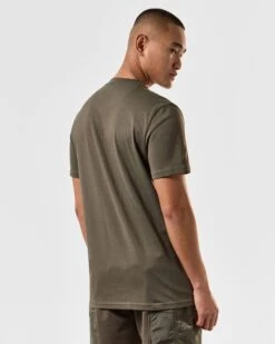 Weekend Offender Tabiti Pocket T-Shirt Castle Green -Clothing Shop TSSS2413 TABITI CASTLE GREEN 3793 MODEL