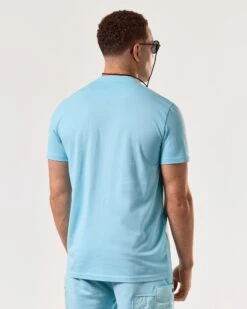 Weekend Offender Tabiti Pocket T-Shirt Saltwater Blue -Clothing Shop TSSS2413 TABITI SALTWATER 4897 MODEL