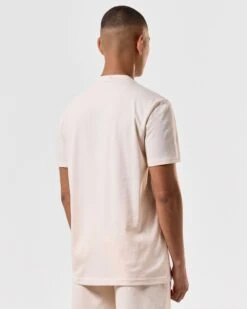 Weekend Offender Gorman Pocket T-Shirt Alabaster -Clothing Shop TSSS2416 GORMAN ALABASTER 4537 MODEL