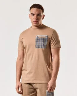 Weekend Offender Gorman Pocket T-Shirt Cognac Brown -Clothing Shop TSSS2416 GORMAN COGNAC 4948 MODEL